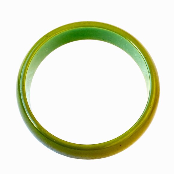 Vintage Bakelite Bangle Bracelet Green Smooth - Picture 3 of 11